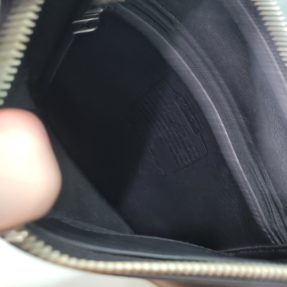 Coach Vintage Made in USA Black Leather Slim Crossbody Bag - Picture 4 of 6